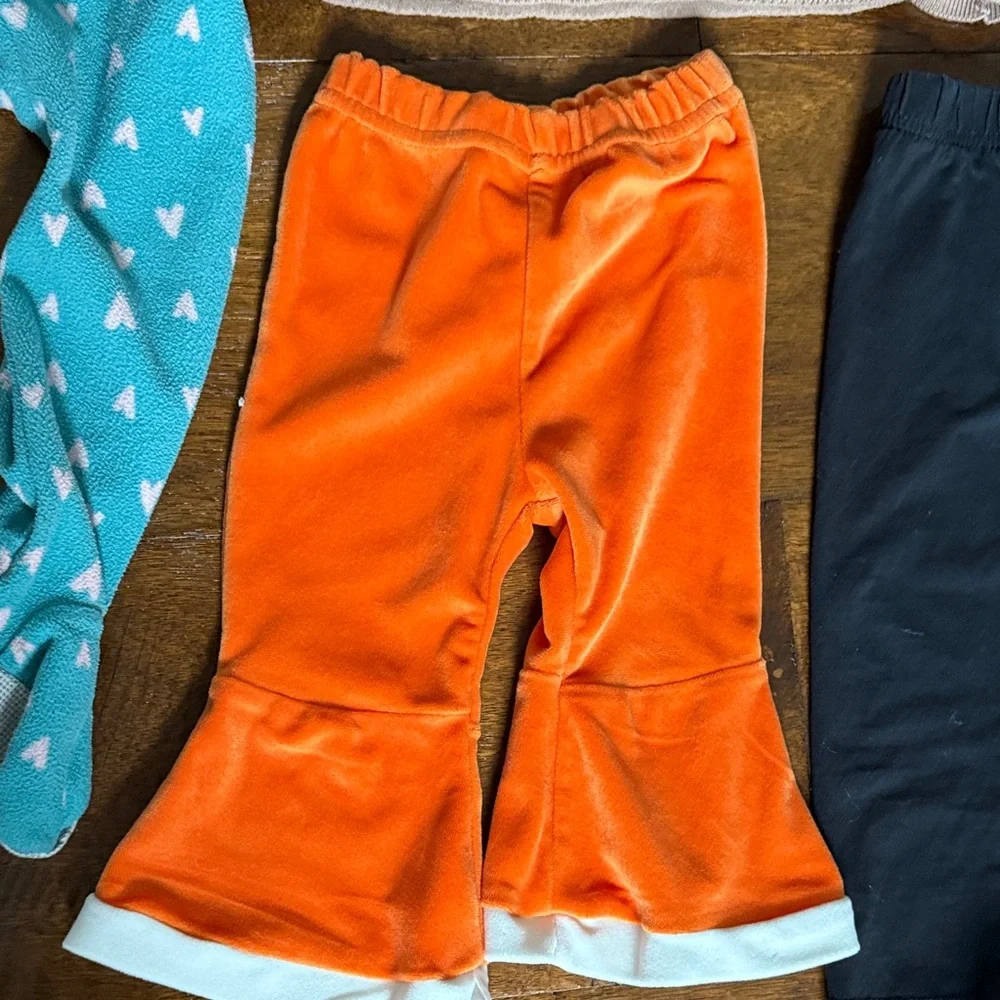 12 piece 18 month Baby Clothing Set with Hoodie and Pajamas